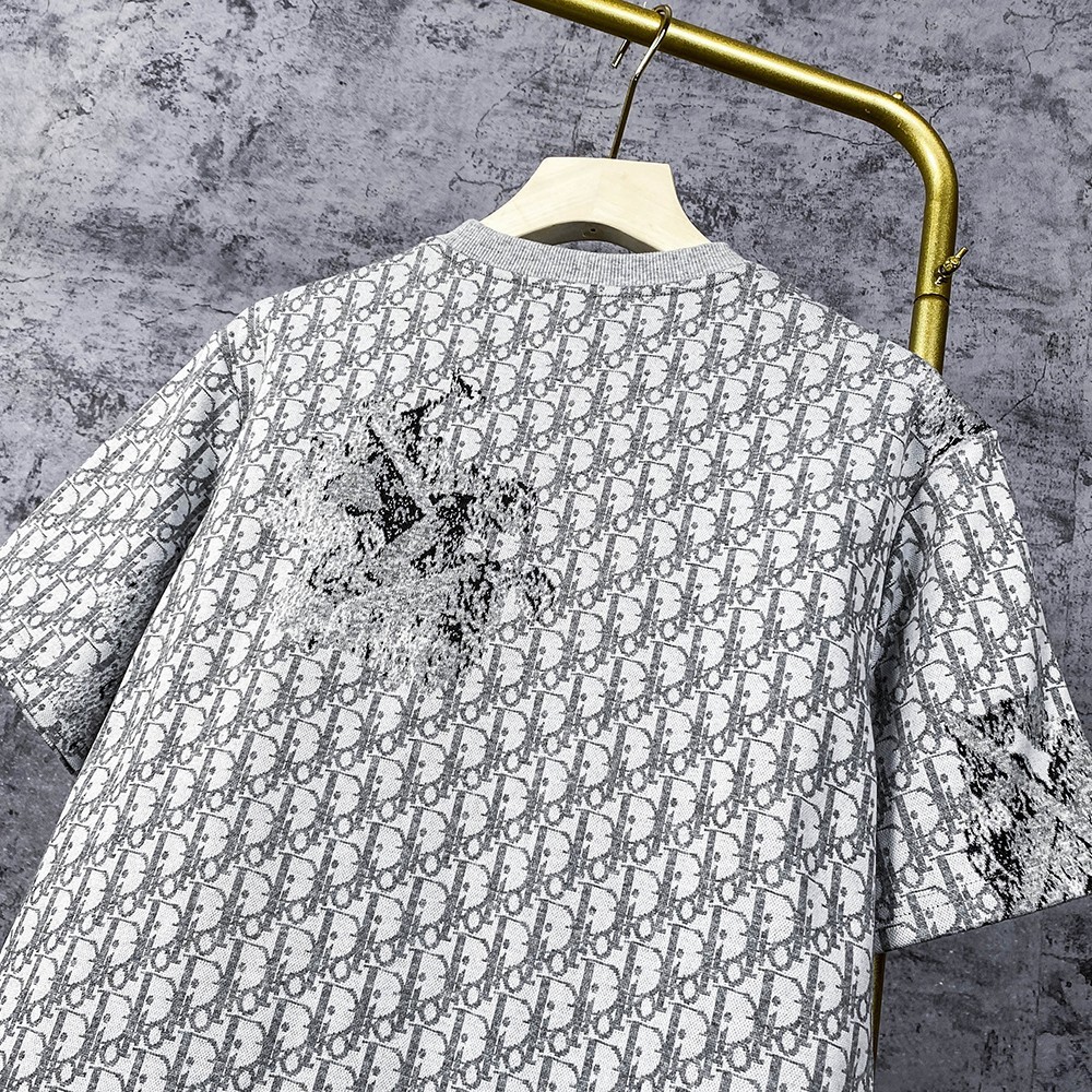 送料無料 実物の写真スーパーコピー服N品代引き対応国内発送後払い安全必ず届く人気サイト
