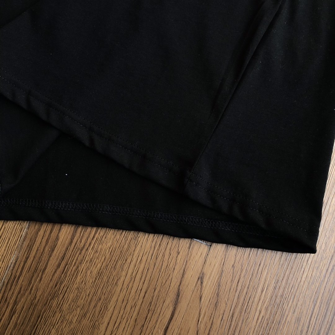 送料無料 実物の写真スーパーコピー服N品代引き対応国内発送後払い安全必ず届く人気サイト