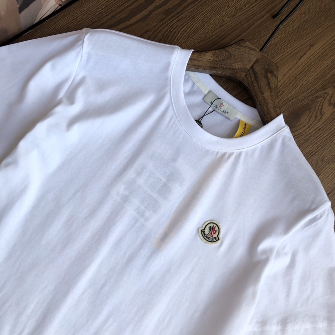 送料無料 実物の写真スーパーコピー服N品代引き対応国内発送後払い安全必ず届く人気サイト