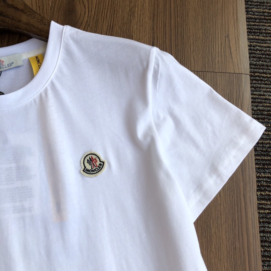 送料無料 実物の写真スーパーコピー服N品代引き対応国内発送後払い安全必ず届く人気サイト