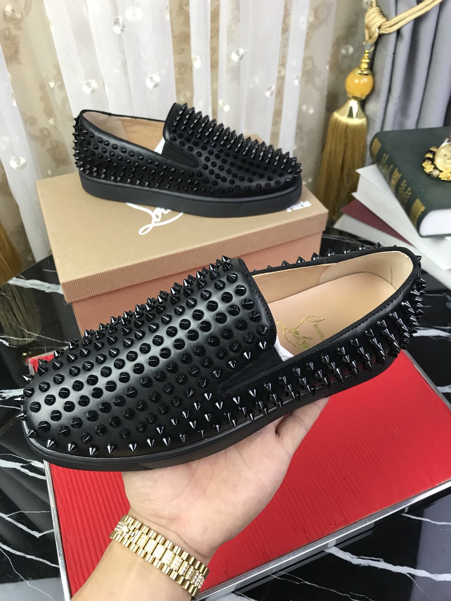 3色 高評価クリスチャンルブタンChristian Louboutin スニーカー メンズ/レディース 実物の写真 スーパーコピー靴安全必ず