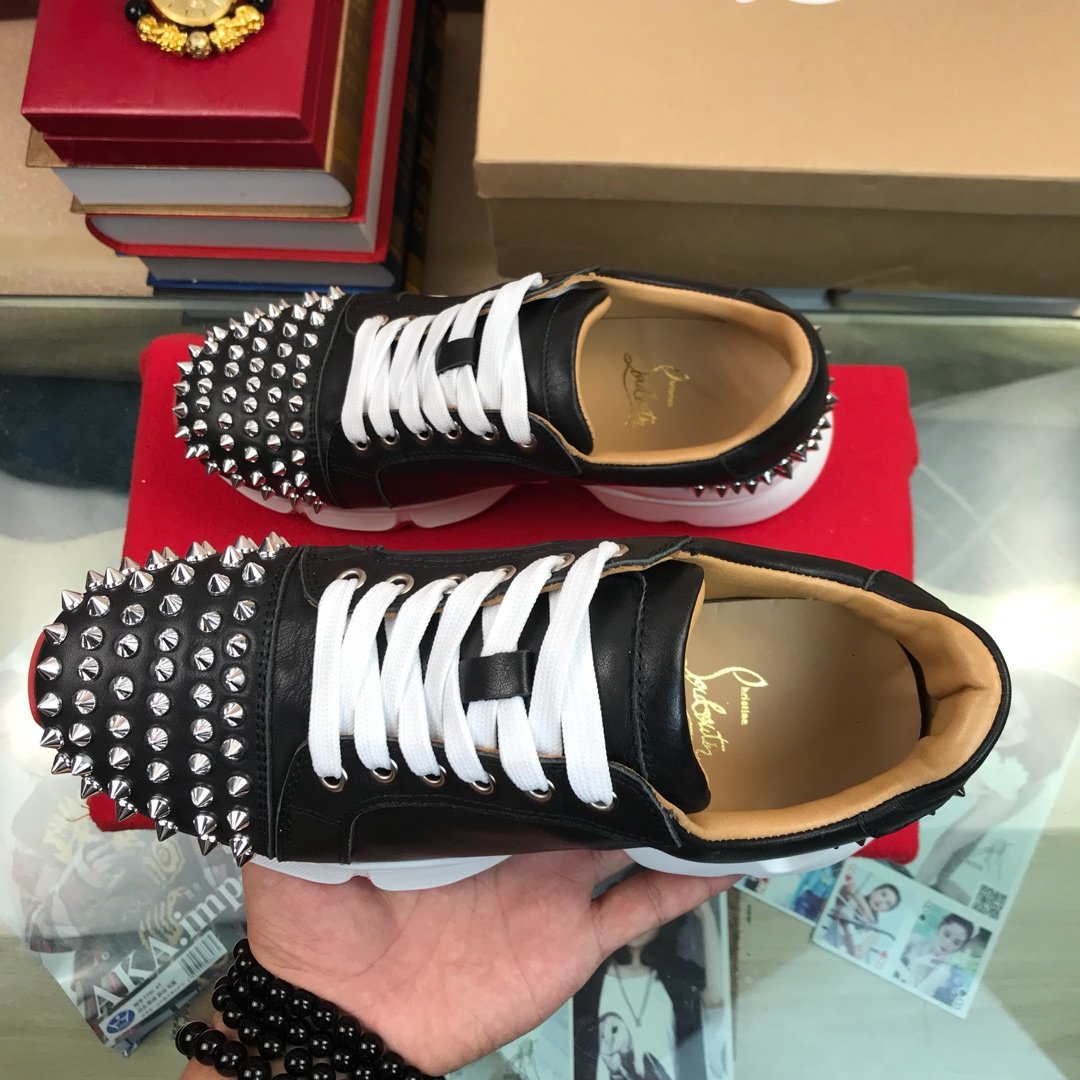 安全安いクリスチャンルブタンChristianLouboutin 靴 実物の写真 スーパーコピー必ず届く N品代引き可能国内発送後払い優良サイト