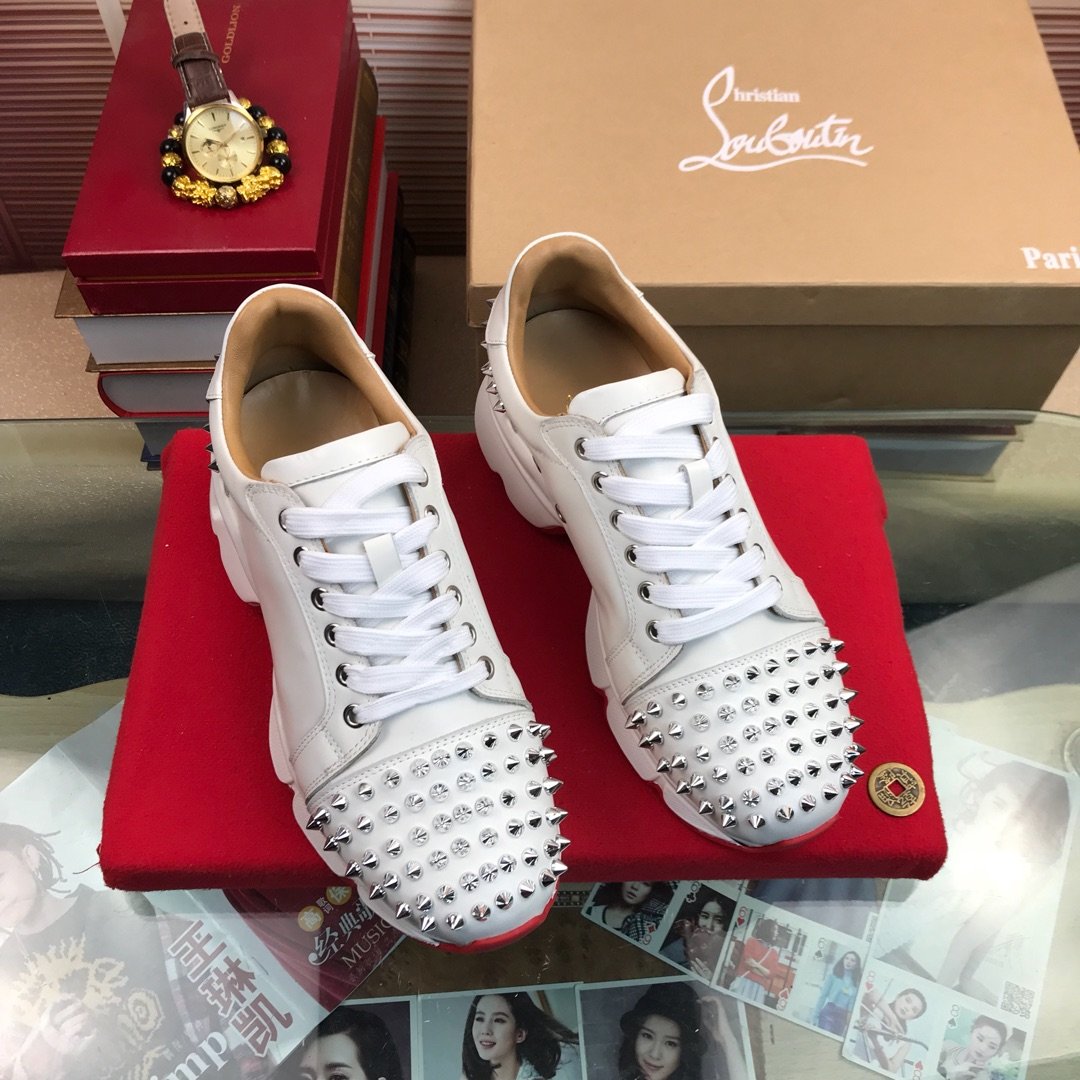 安全安いクリスチャンルブタンChristianLouboutin 靴 実物の写真 スーパーコピー必ず届く N品代引き可能国内発送後払い優良サイト