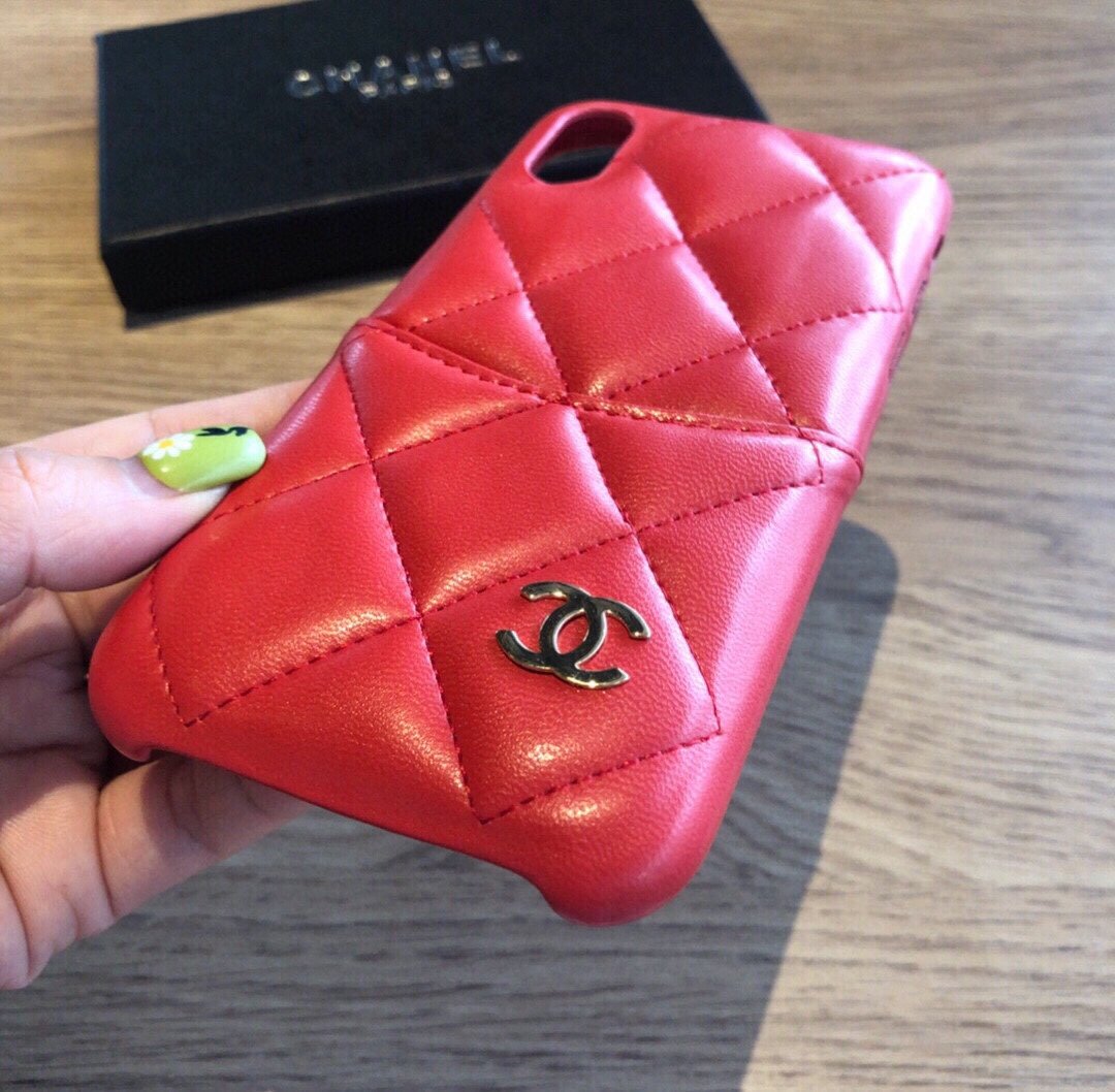 良好品Chanel シャネル Iphone携帯ケース スーパーコピーN品代引き対応国内発送後払い安全必ず届く人気サイト