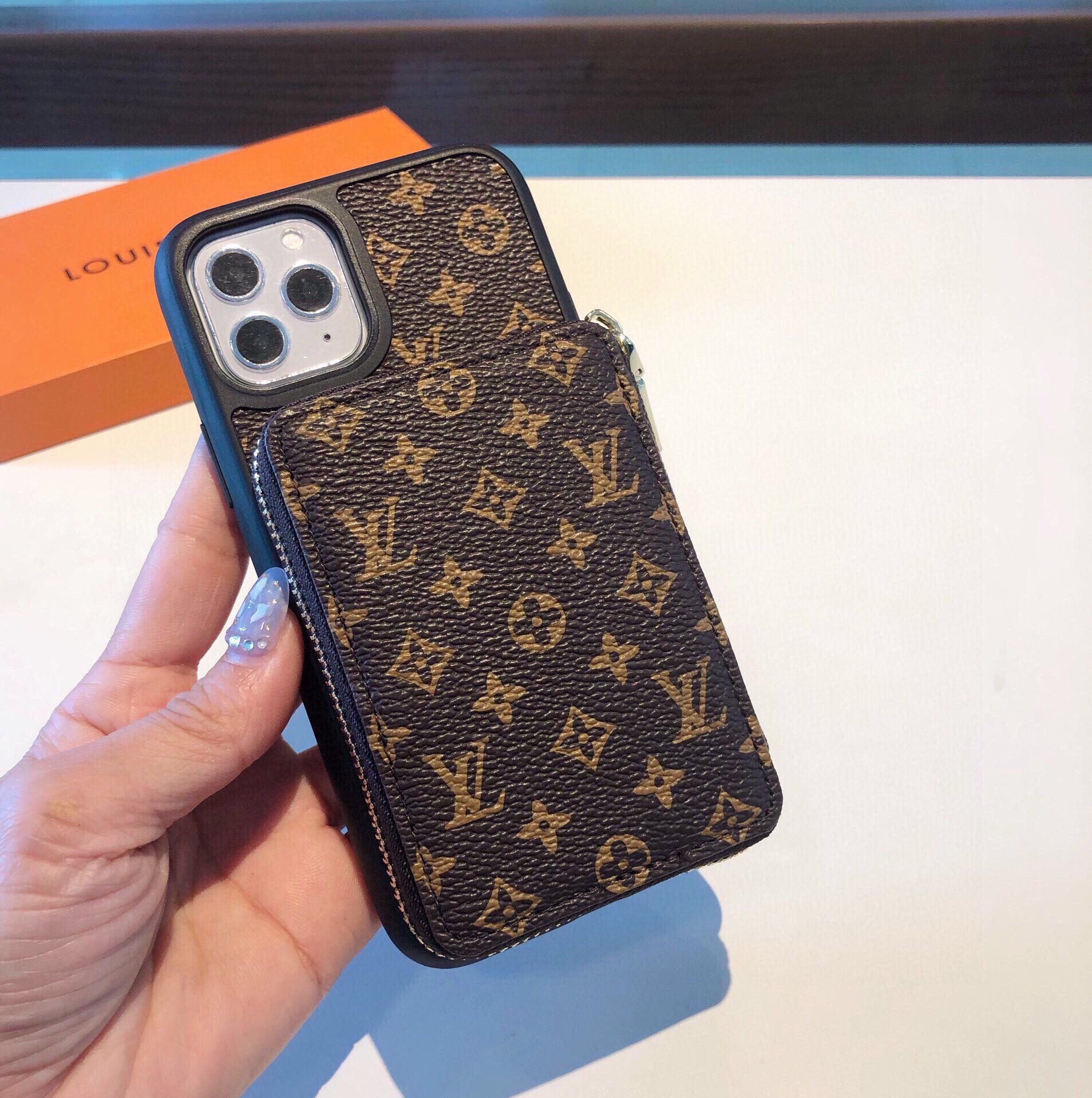 良好品ルイヴィトン Louis Vuitton Iphone携帯ケース スーパーコピーN品代引き対応国内発送後払い安全必ず届く人気サイト