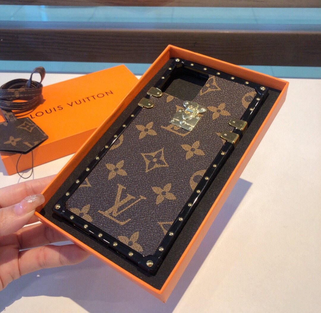 良好品ルイヴィトン Louis Vuitton Iphone携帯ケース スーパーコピーN品代引き対応国内発送後払い安全必ず届く人気サイト