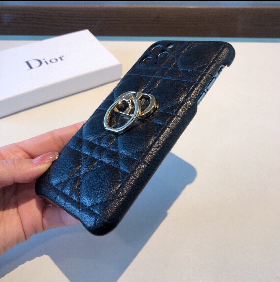 良好品Dior クリスチャンディオール Iphone携帯ケース スーパーコピーN品代引き対応国内発送後払い安全必ず届く人気サイト