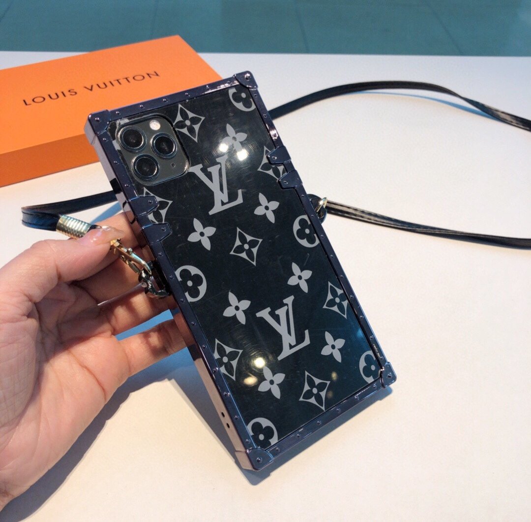 良好品ルイヴィトン Louis Vuitton Iphone携帯ケース スーパーコピーN品代引き対応国内発送後払い安全必ず届く人気サイト