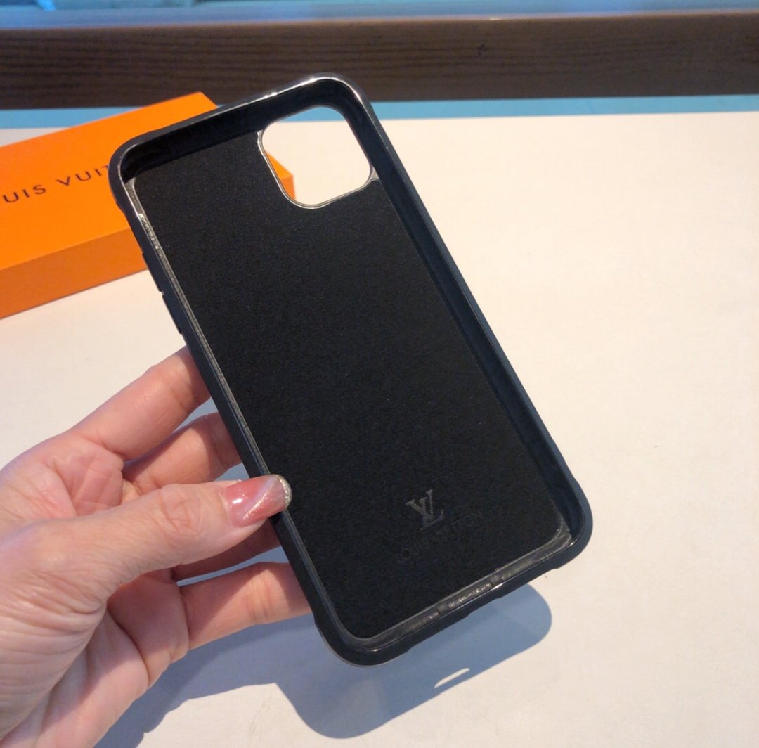 良好品ルイヴィトン Louis Vuitton Iphone携帯ケース スーパーコピーN品代引き対応国内発送後払い安全必ず届く人気サイト