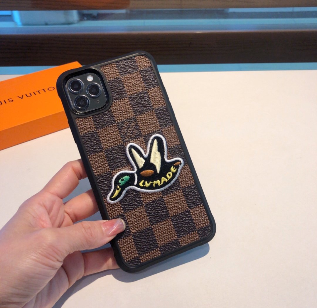 良好品ルイヴィトン Louis Vuitton Iphone携帯ケース スーパーコピーN品代引き対応国内発送後払い安全必ず届く人気サイト