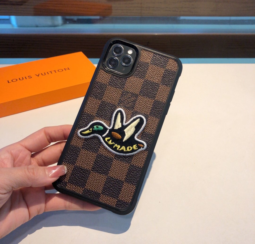 良好品ルイヴィトン Louis Vuitton Iphone携帯ケース スーパーコピーN品代引き対応国内発送後払い安全必ず届く人気サイト