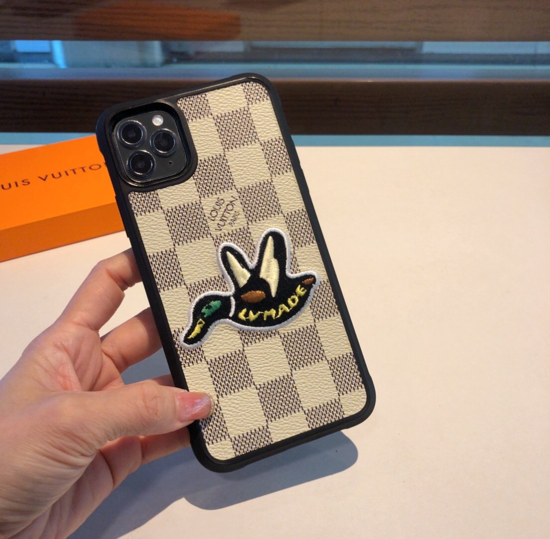 良好品ルイヴィトン Louis Vuitton Iphone携帯ケース スーパーコピーN品代引き対応国内発送後払い安全必ず届く人気サイト