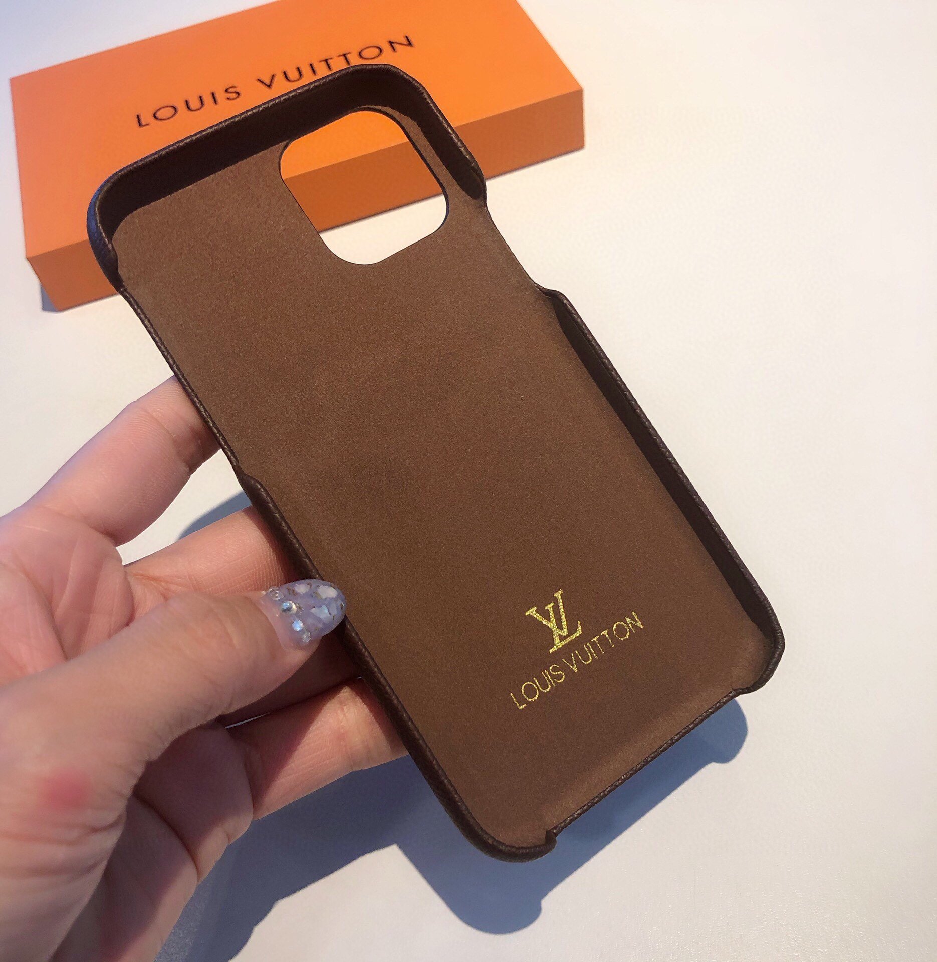 良好品ルイヴィトン Louis Vuitton Iphone携帯ケース スーパーコピーN品代引き対応国内発送後払い安全必ず届く人気サイト