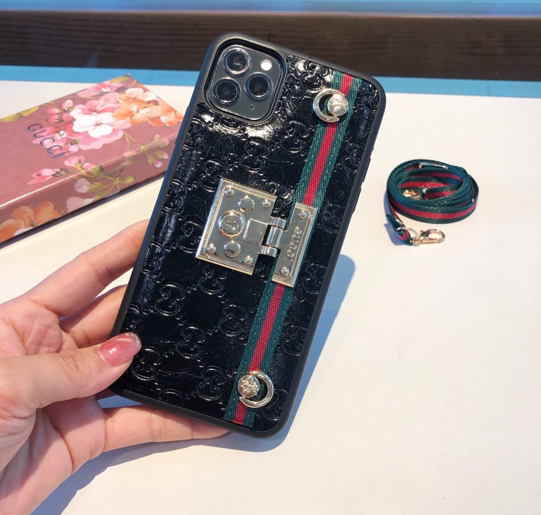 良好品Gucci グッチ Iphone携帯ケース スーパーコピーN品代引き対応国内発送後払い安全必ず届く人気サイト