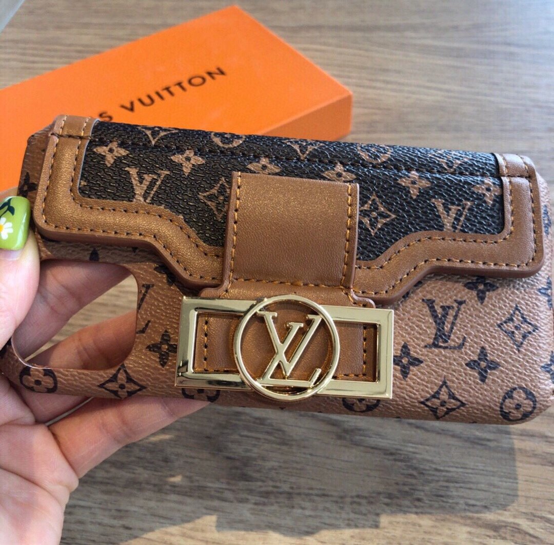 良好品ルイヴィトン Louis Vuitton Iphone携帯ケース スーパーコピーN品代引き対応国内発送後払い安全必ず届く人気サイト