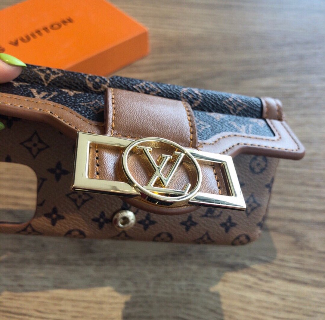 良好品ルイヴィトン Louis Vuitton Iphone携帯ケース スーパーコピーN品代引き対応国内発送後払い安全必ず届く人気サイト