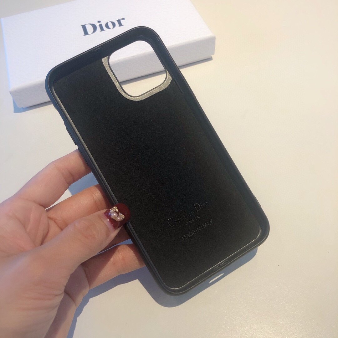 良好品Dior クリスチャンディオール Iphone携帯ケース スーパーコピーN品代引き対応国内発送後払い安全必ず届く人気サイト