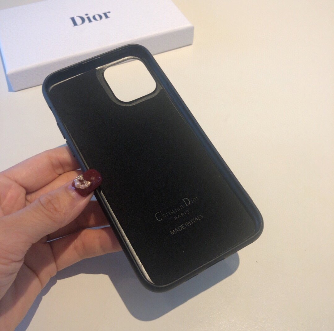 良好品Dior クリスチャンディオール Iphone携帯ケース スーパーコピーN品代引き対応国内発送後払い安全必ず届く人気サイト