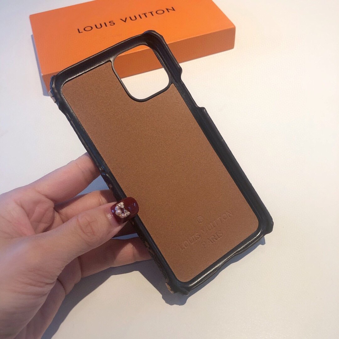 良好品ルイヴィトン Louis Vuitton Iphone携帯ケース スーパーコピーN品代引き対応国内発送後払い安全必ず届く人気サイト