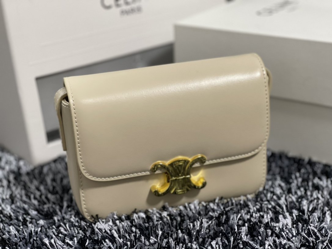 安全安いCeline セリーヌ バッグ 実物の写真 スーパーコピー必ず届く N品代引き可能国内発送後払い優良サイト