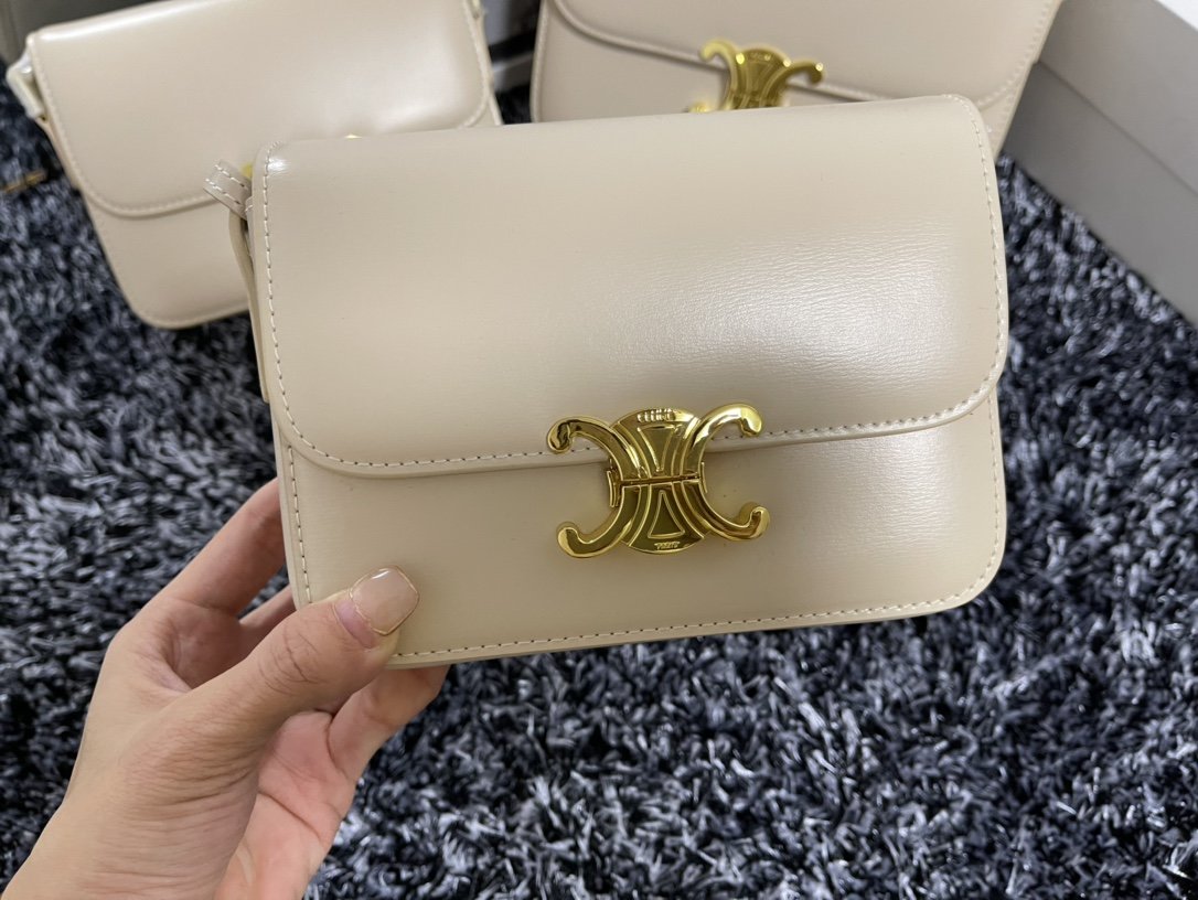 安全安いCeline セリーヌ バッグ 実物の写真 スーパーコピー必ず届く N品代引き可能国内発送後払い優良サイト