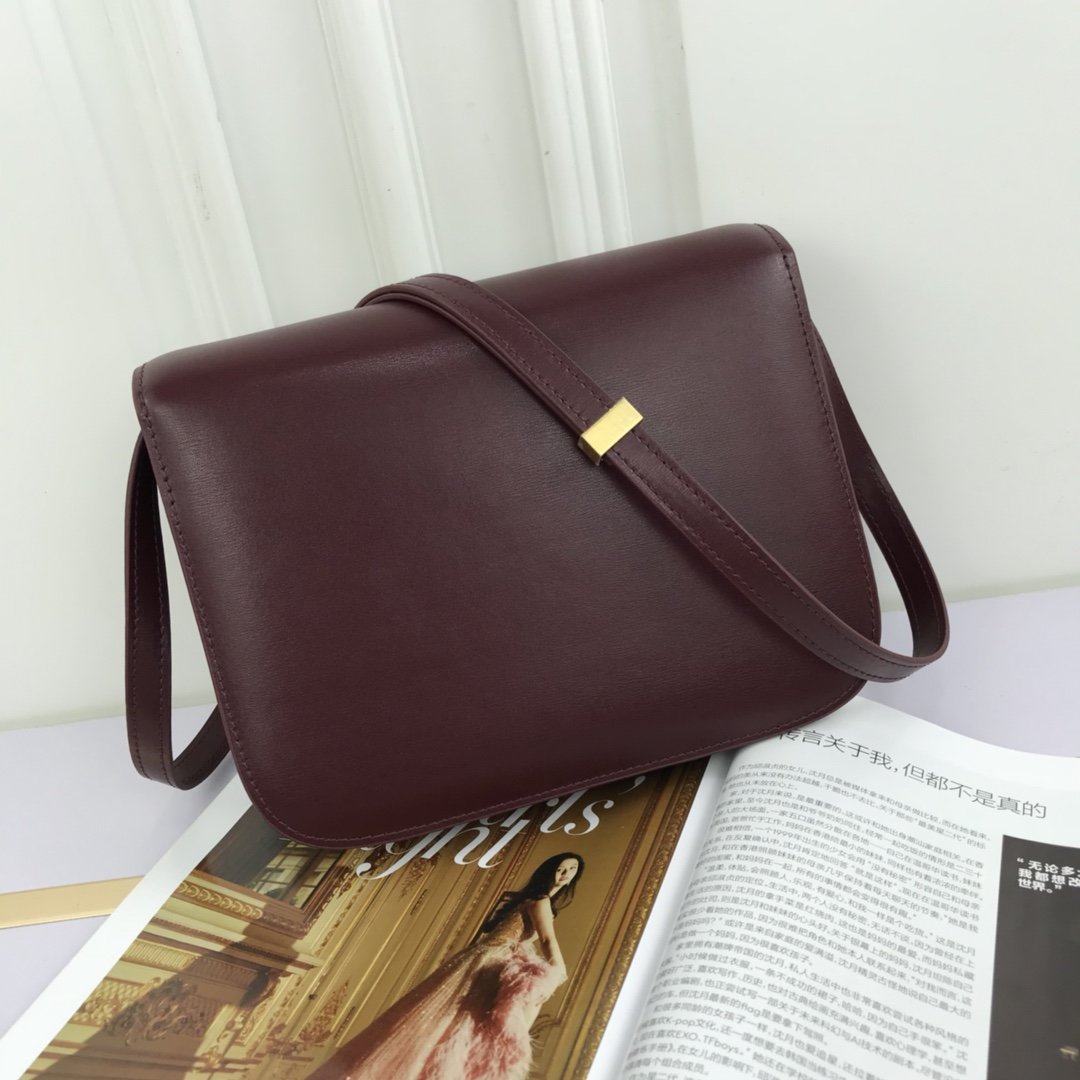安全安いCeline セリーヌ バッグ 実物の写真 超スーパーコピー必ず届く N品代引き可能国内発送後払い優良サイト