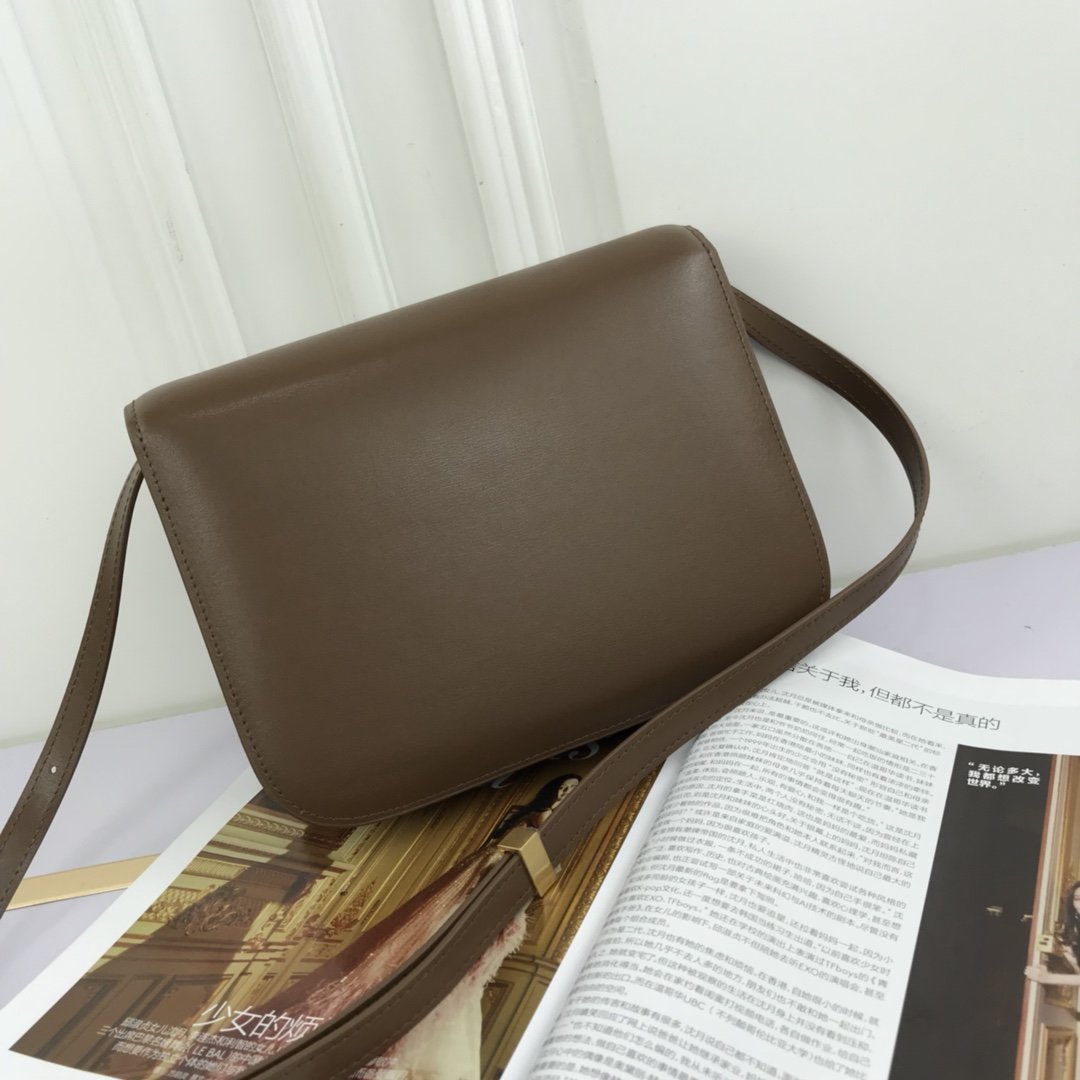 安全安いCeline セリーヌ バッグ 実物の写真 超スーパーコピー必ず届く N品代引き可能国内発送後払い優良サイト