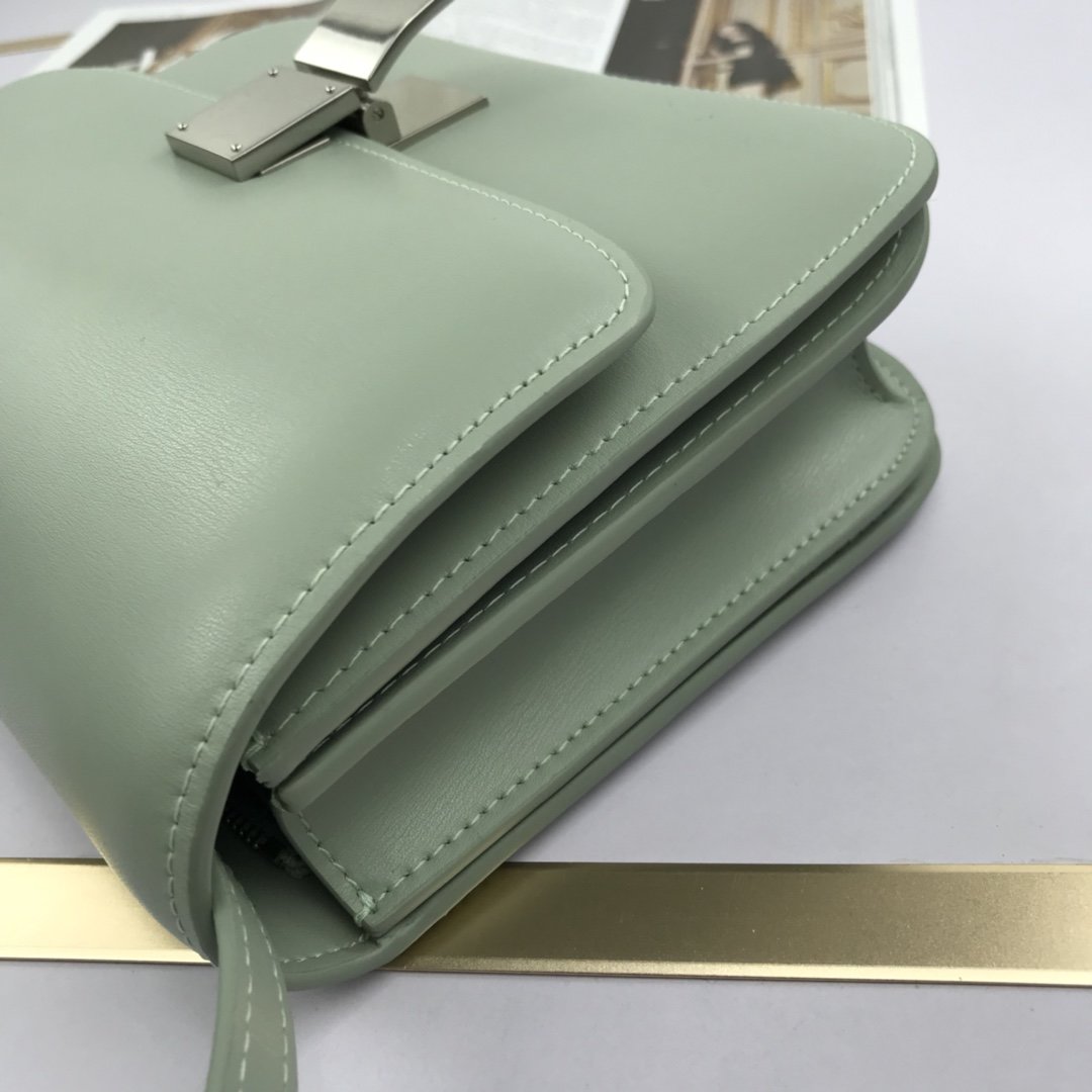 安全安いCeline セリーヌ バッグ 実物の写真 超スーパーコピー必ず届く N品代引き可能国内発送後払い優良サイト