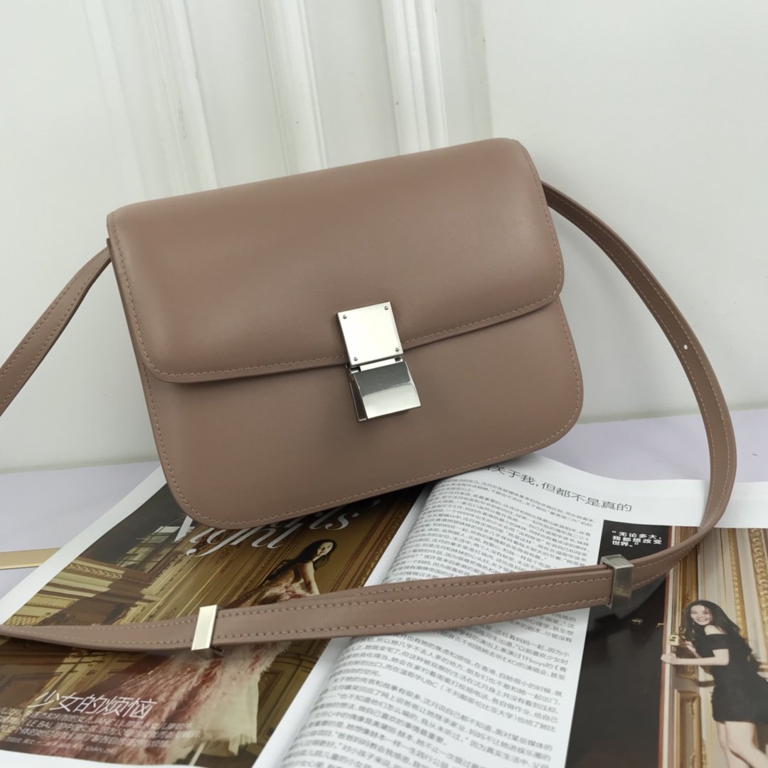 安全安いCeline セリーヌ バッグ 実物の写真 超スーパーコピー必ず届く N品代引き可能国内発送後払い優良サイト