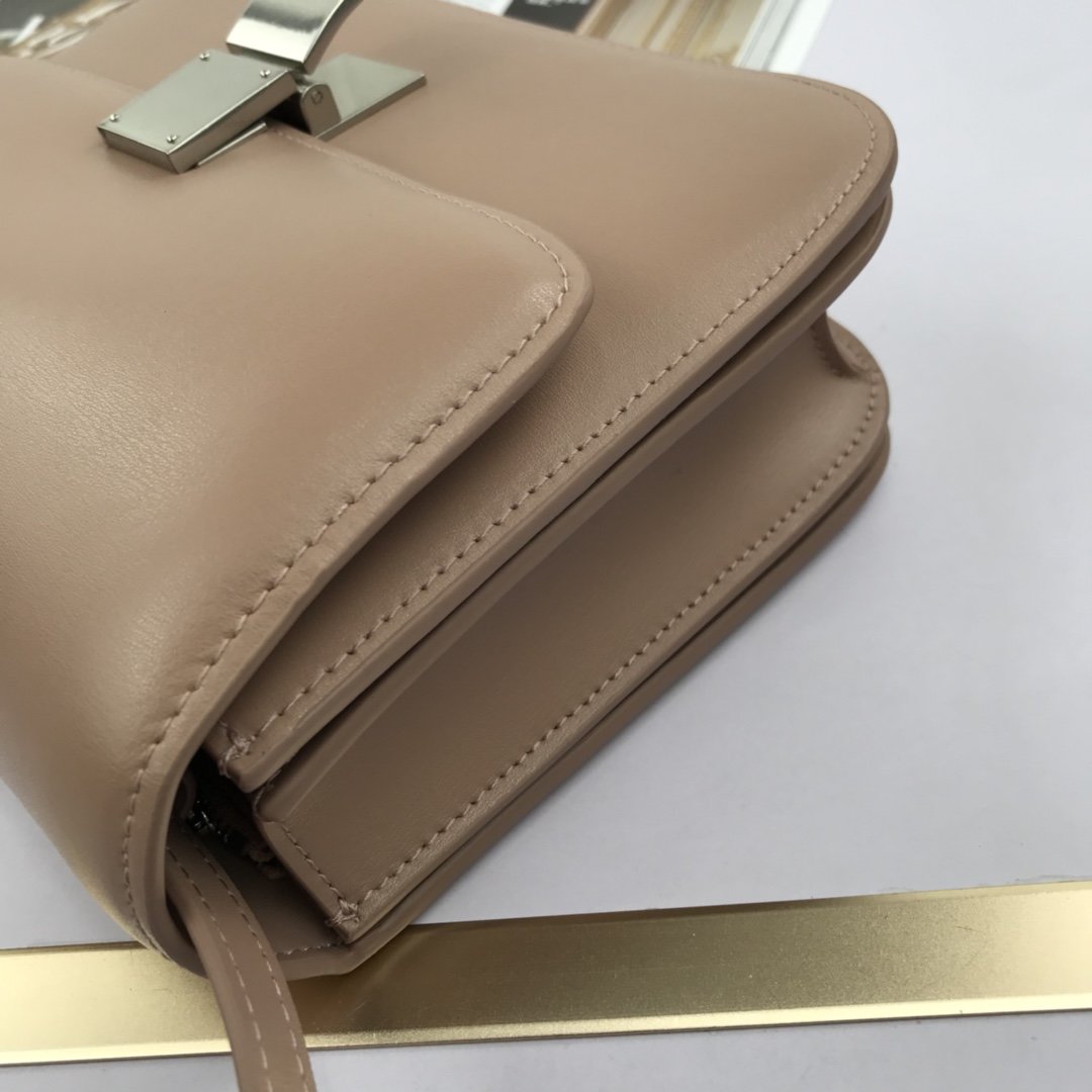 安全安いCeline セリーヌ バッグ 実物の写真 超スーパーコピー必ず届く N品代引き可能国内発送後払い優良サイト