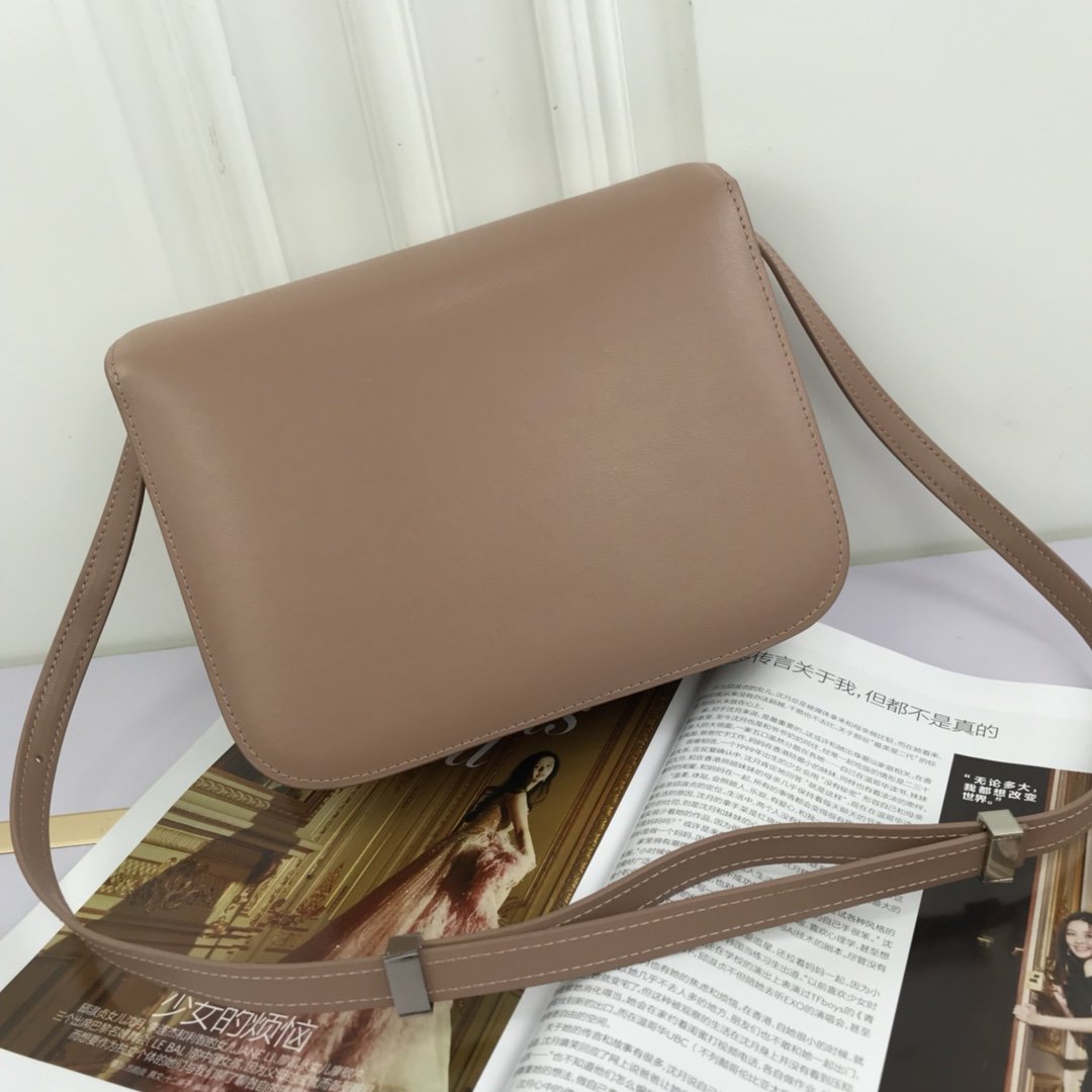 安全安いCeline セリーヌ バッグ 実物の写真 超スーパーコピー必ず届く N品代引き可能国内発送後払い優良サイト