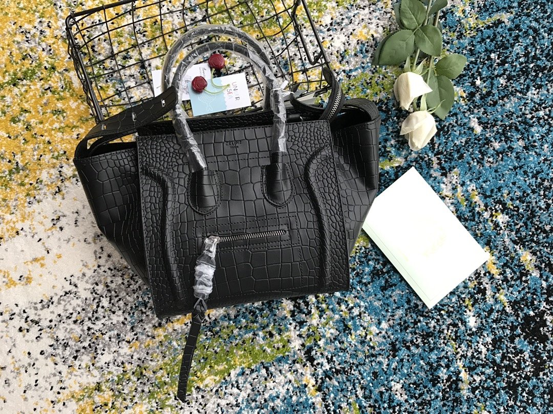 安全安いCeline セリーヌ バッグ 実物の写真 スーパーコピー必ず届く N品代引き可能国内発送後払い優良サイト