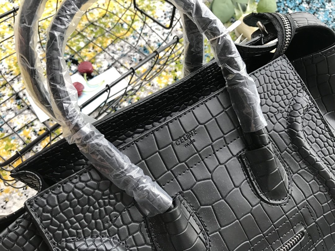 安全安いCeline セリーヌ バッグ 実物の写真 スーパーコピー必ず届く N品代引き可能国内発送後払い優良サイト