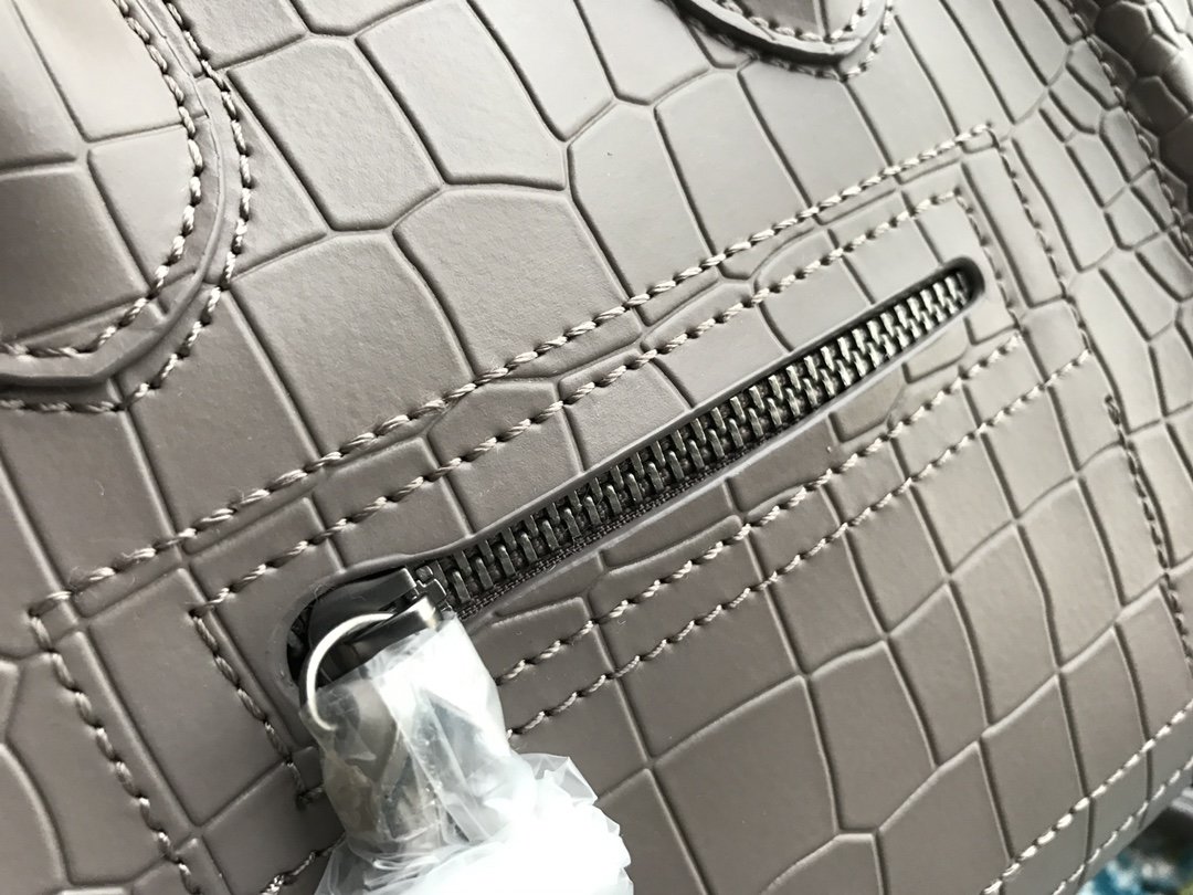 安全安いCeline セリーヌ バッグ 実物の写真 スーパーコピー必ず届く N品代引き可能国内発送後払い優良サイト