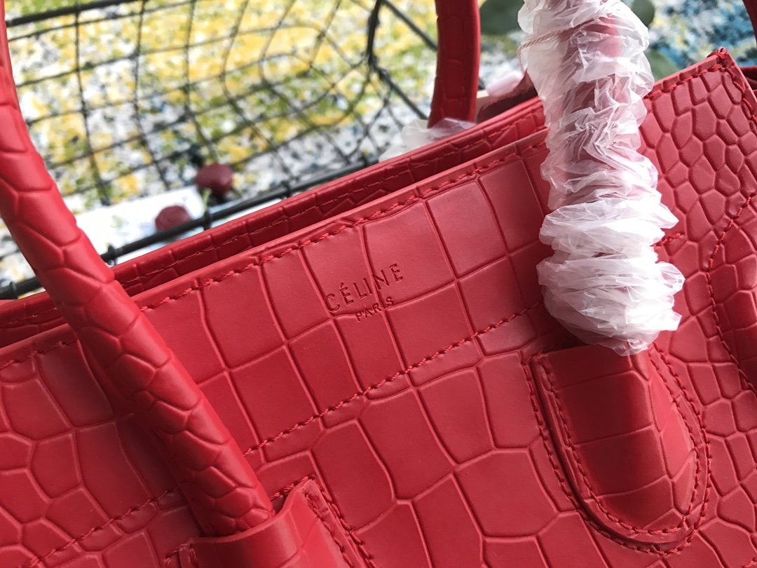 安全安いCeline セリーヌ バッグ 実物の写真 スーパーコピー必ず届く N品代引き可能国内発送後払い優良サイト