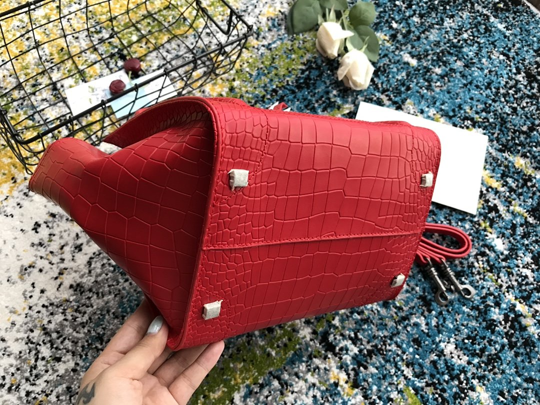 安全安いCeline セリーヌ バッグ 実物の写真 スーパーコピー必ず届く N品代引き可能国内発送後払い優良サイト