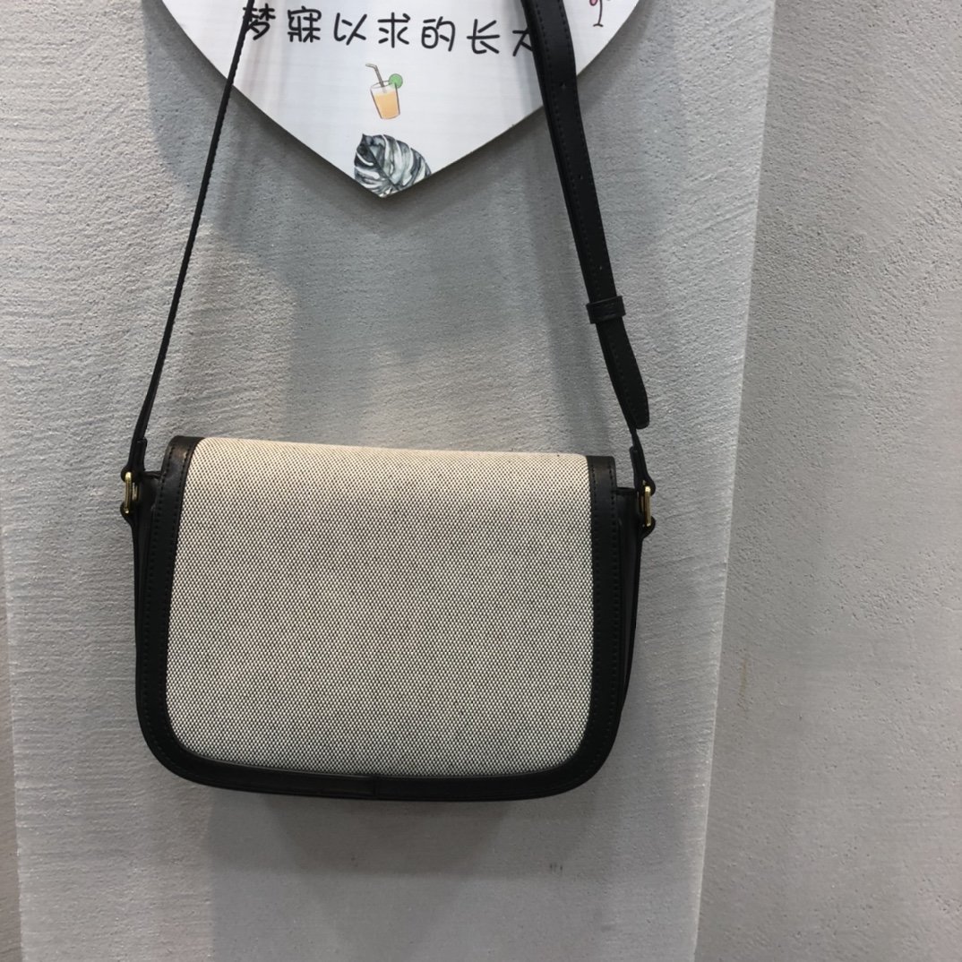 安全安いCeline セリーヌ バッグ 実物の写真 スーパーコピー必ず届く N品代引き可能国内発送後払い優良サイト