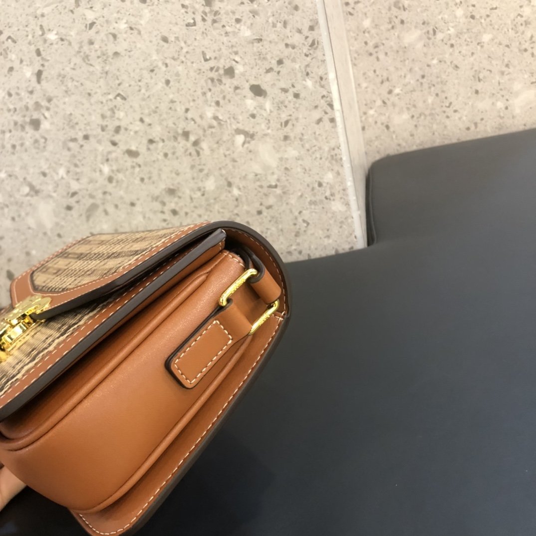 安全安いCeline セリーヌ バッグ 実物の写真 スーパーコピー必ず届く N品代引き可能国内発送後払い優良サイト