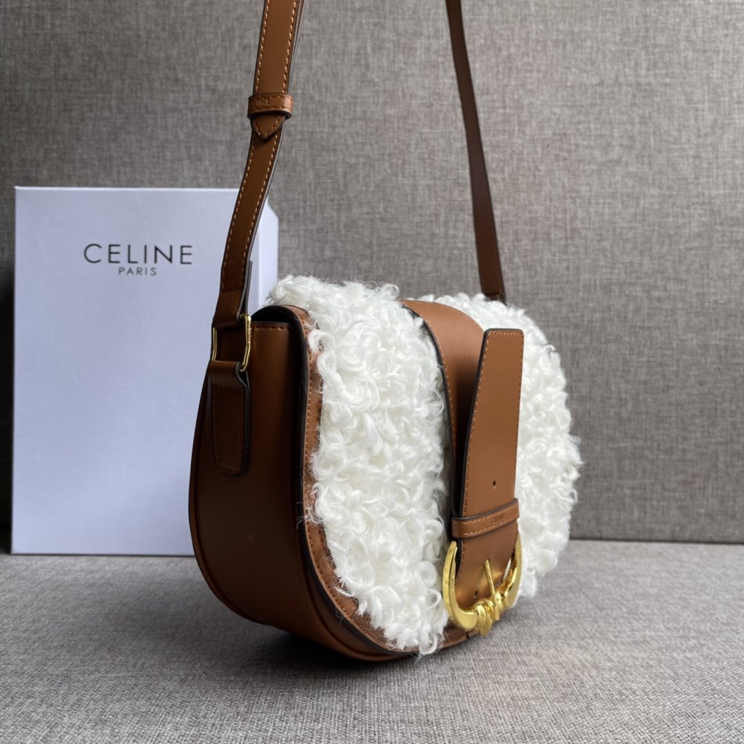 安全安いCeline セリーヌ バッグ 実物の写真 スーパーコピー必ず届く N品代引き可能国内発送後払い優良サイト