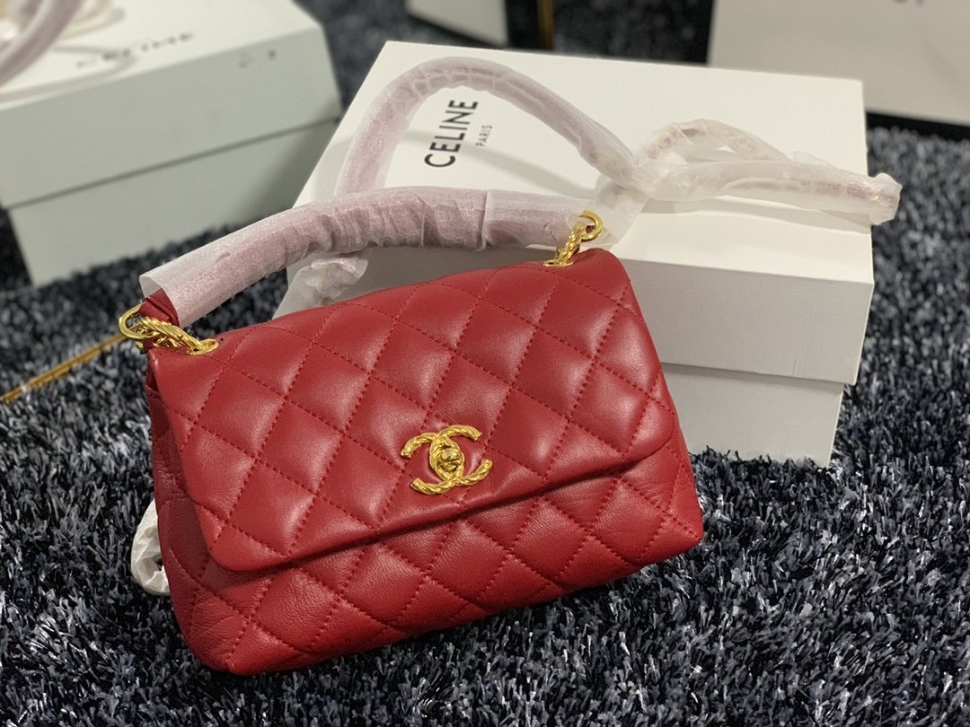 大人気ブランドChanel シャネル ショルダーバッグ レディース 実物の写真 スーパーコピーバッグN品代引き対応国内発送後払い送料無料安全必ず届く信用できるサイト