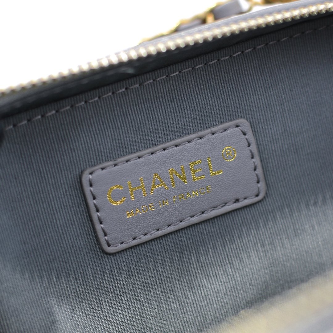 大人気ブランドChanel シャネル ショルダーバッグ レディース 実物の写真 スーパーコピーバッグN品代引き対応国内発送後払い送料無料安全必ず届く信用できるサイト