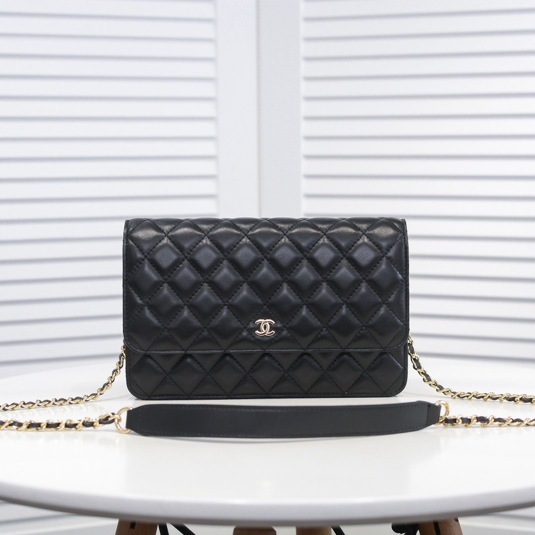 大人気ブランドChanel シャネル ショルダーバッグ レディース 実物の写真 スーパーコピーバッグN品代引き対応国内発送後払い送料無料安全必ず届く信用できるサイト