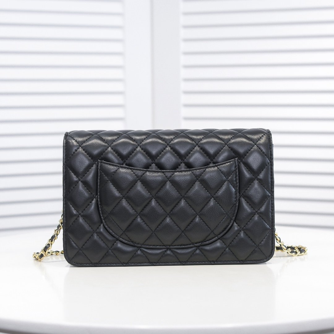 大人気ブランドChanel シャネル ショルダーバッグ レディース 実物の写真 スーパーコピーバッグN品代引き対応国内発送後払い送料無料安全必ず届く信用できるサイト