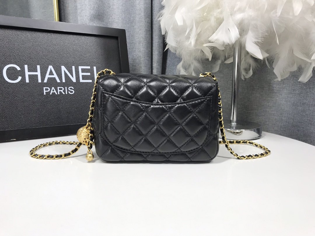 大人気ブランドChanel シャネル ショルダーバッグ レディース 実物の写真 スーパーコピーバッグN品代引き対応国内発送後払い送料無料安全必ず届く信用できるサイト