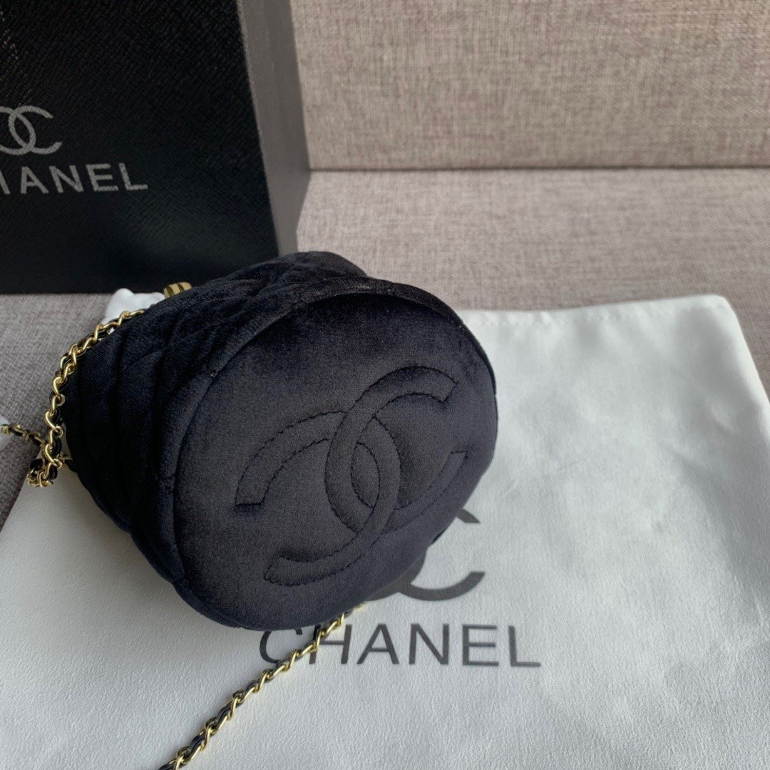 大人気ブランドChanel シャネル ショルダーバッグ レディース 実物の写真 スーパーコピーバッグN品代引き対応国内発送後払い送料無料安全必ず届く信用できるサイト