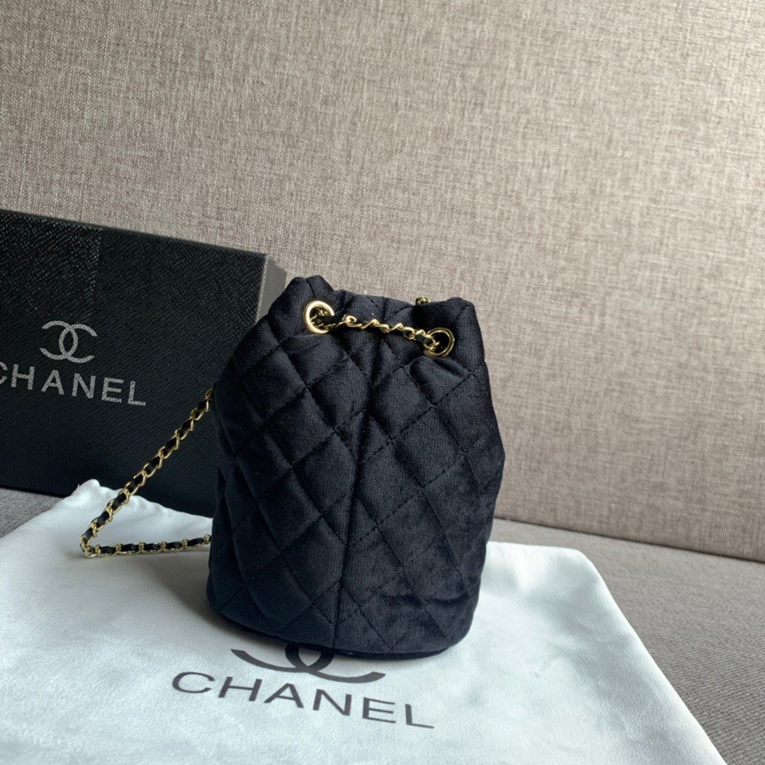 大人気ブランドChanel シャネル ショルダーバッグ レディース 実物の写真 スーパーコピーバッグN品代引き対応国内発送後払い送料無料安全必ず届く信用できるサイト