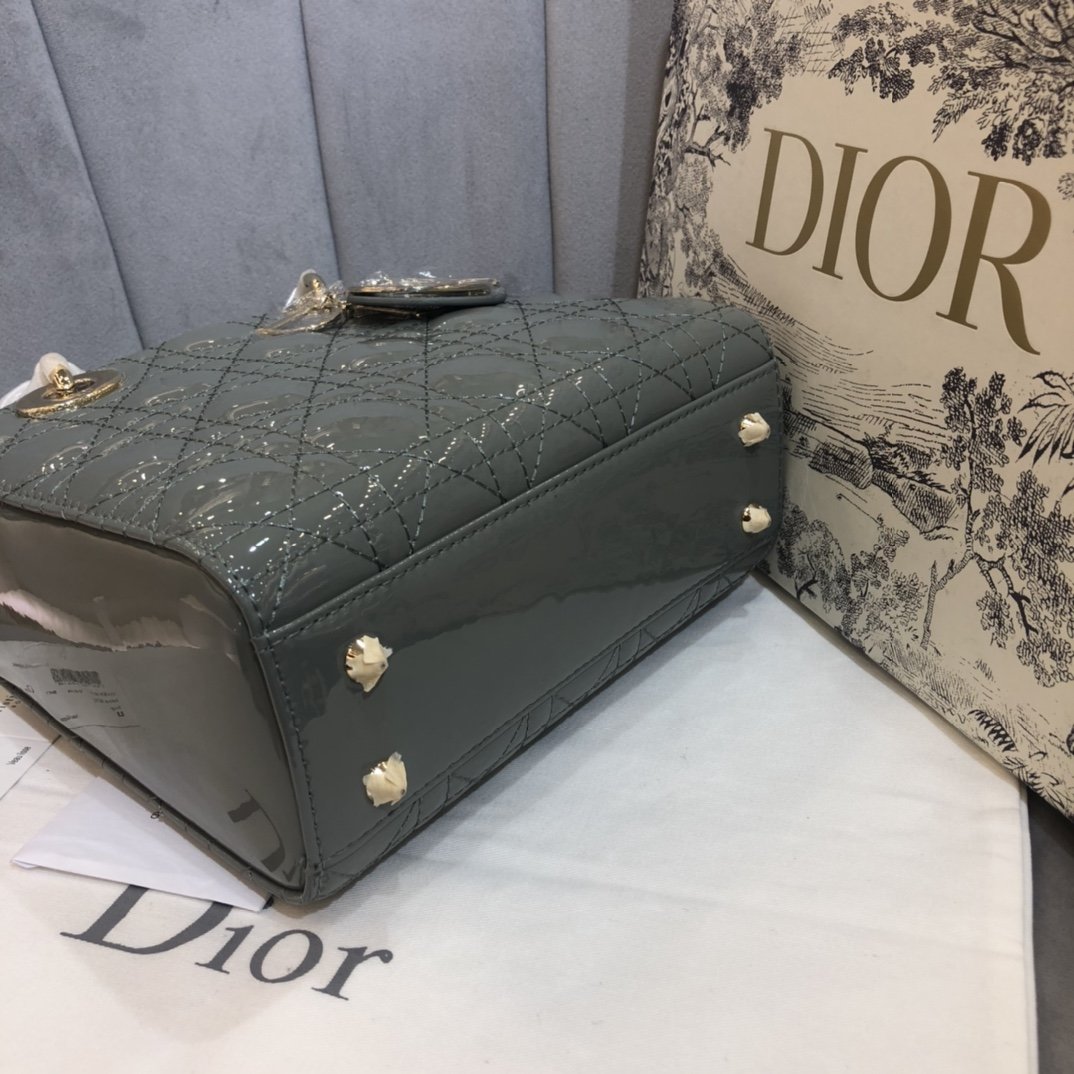スーパーコピー後払い Dior クリスチャンディオール ハンドバッグ Montaigne ショルダーバッグ St Honoré レディース  実物の写真 N品代引き対応国内発送送料無料安全必ず届く信用できるサイト