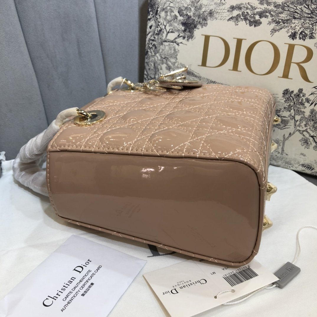 スーパーコピー後払い Dior クリスチャンディオール ハンドバッグ Montaigne ショルダーバッグ St Honoré レディース  実物の写真 N品代引き対応国内発送送料無料安全必ず届く信用できるサイト