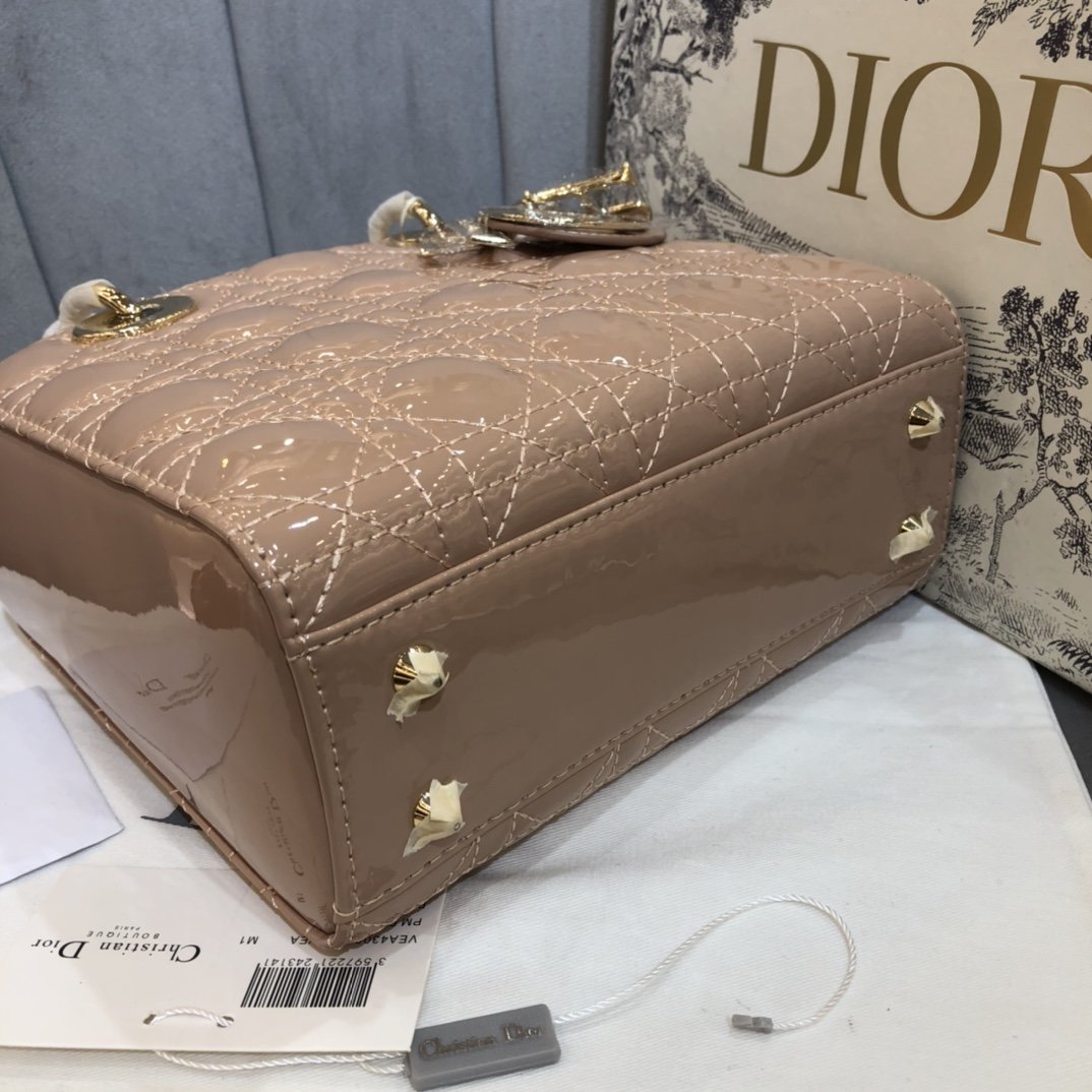 スーパーコピー後払い Dior クリスチャンディオール ハンドバッグ Montaigne ショルダーバッグ St Honoré レディース  実物の写真 N品代引き対応国内発送送料無料安全必ず届く信用できるサイト