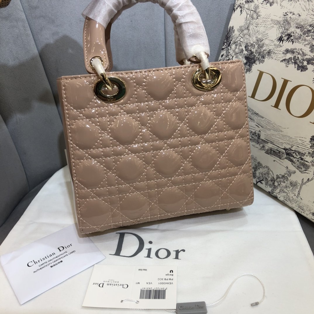 スーパーコピー後払い Dior クリスチャンディオール ハンドバッグ Montaigne ショルダーバッグ St Honoré レディース  実物の写真 N品代引き対応国内発送送料無料安全必ず届く信用できるサイト